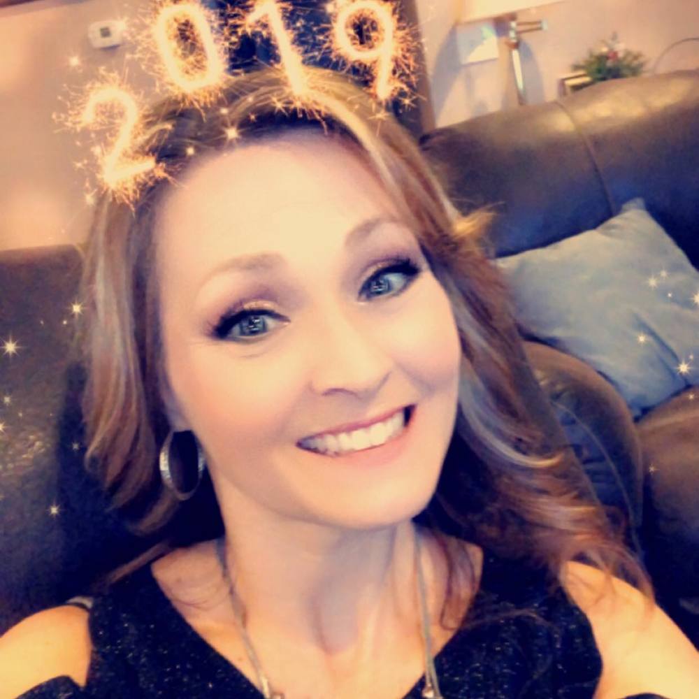 Meet your Posher, Leslie